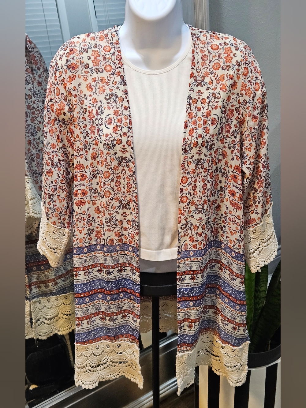 Floral Lace Trim Kimono